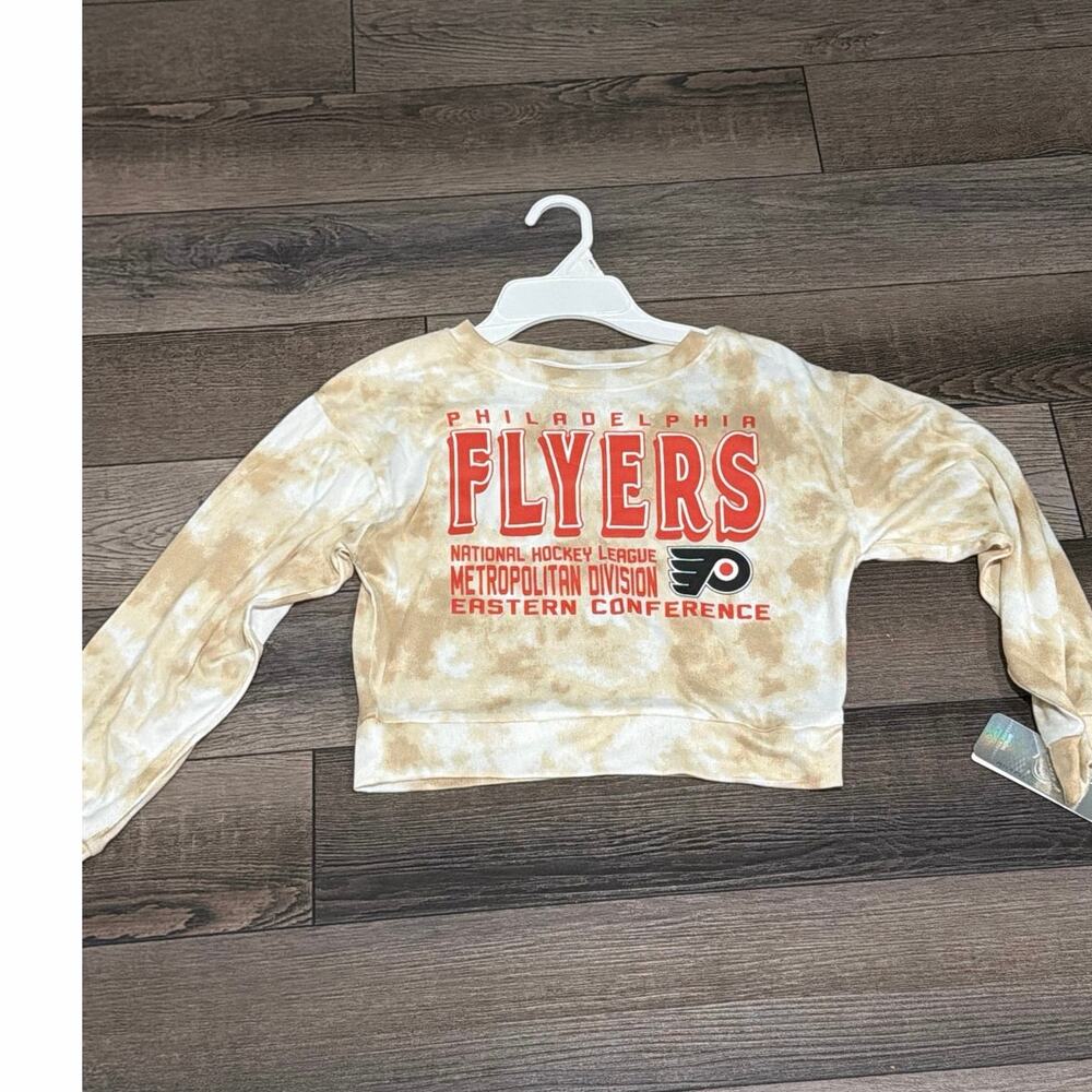 NHL Philadelphia Flyers Eastern Conference Long Sleeve Shirt   Medium 7/8 NWT